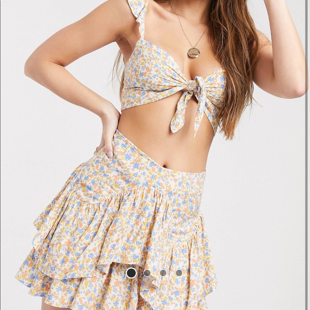 Two piece skirt set